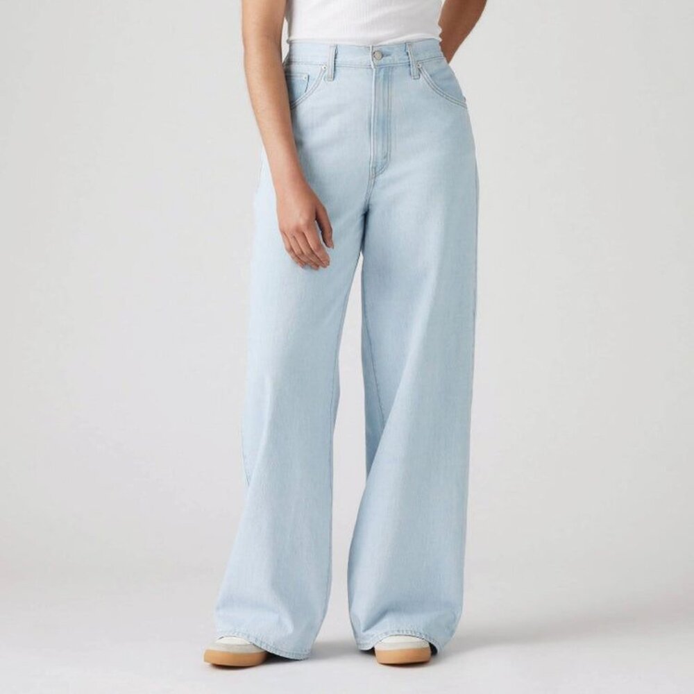 26x36 Light Wash Wide Leg Jeans